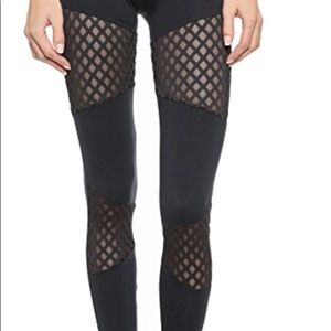 SOLOW - NWT Black Diamond Mesh Leggings